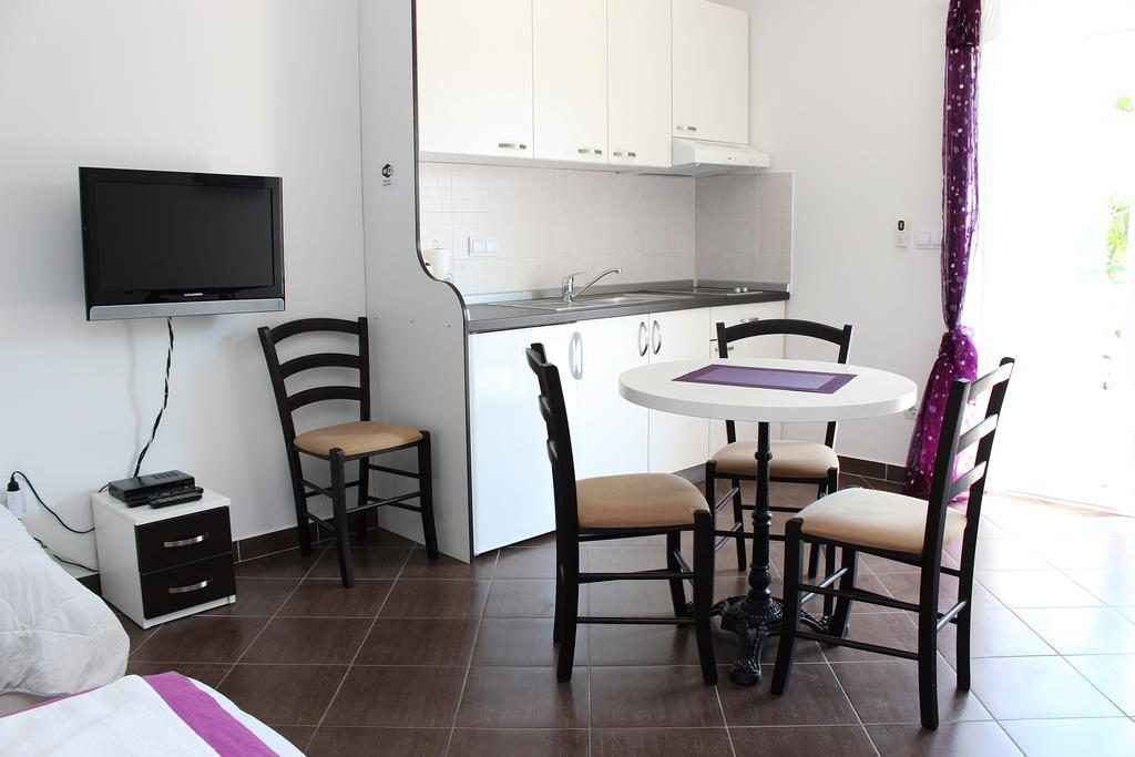 Apartments Palma Σίμπενικ Δωμάτιο φωτογραφία
