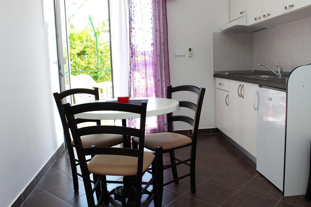 Apartments Palma Σίμπενικ Δωμάτιο φωτογραφία